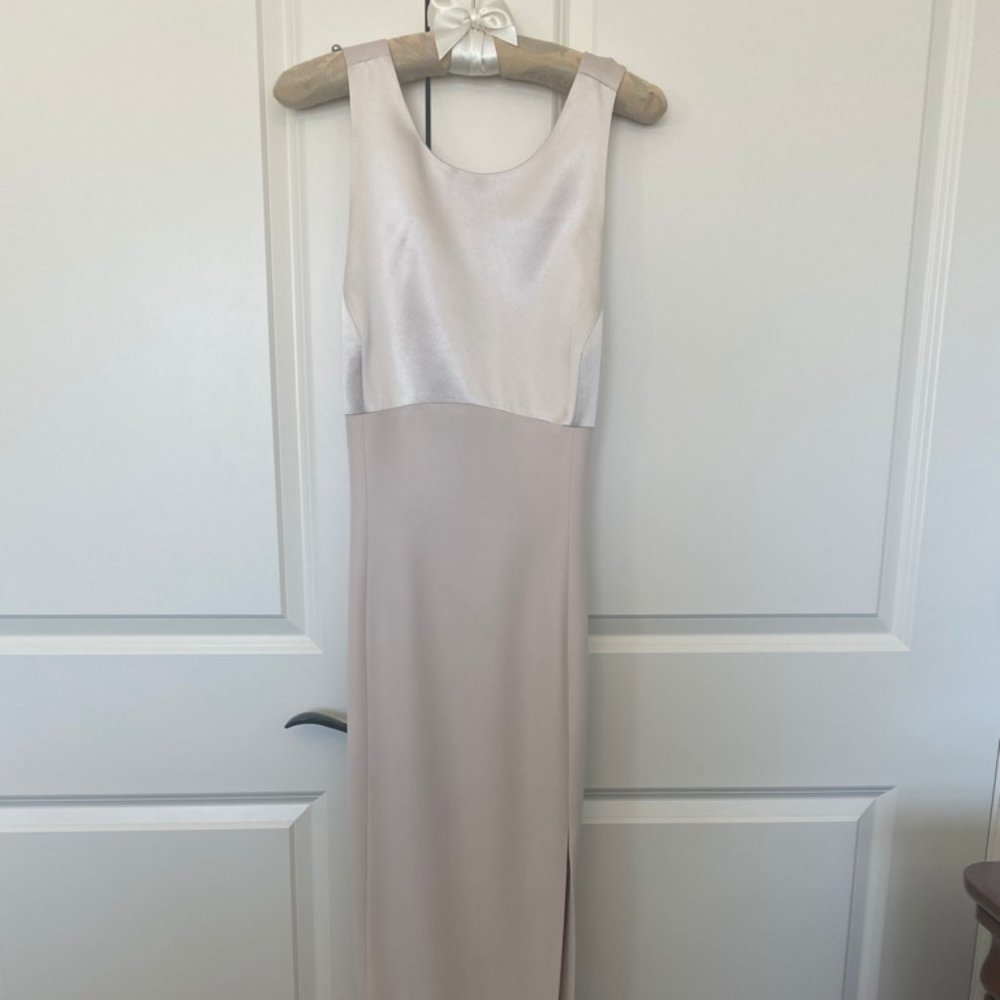 Tahari Women's Formal Elegant Long Dress